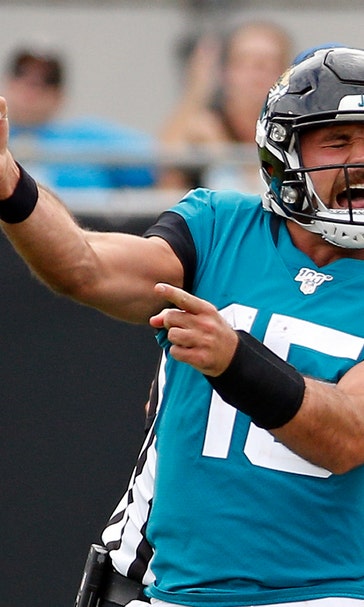 Minshew Mania travels abroad, debuts in Jaguars' 2nd home